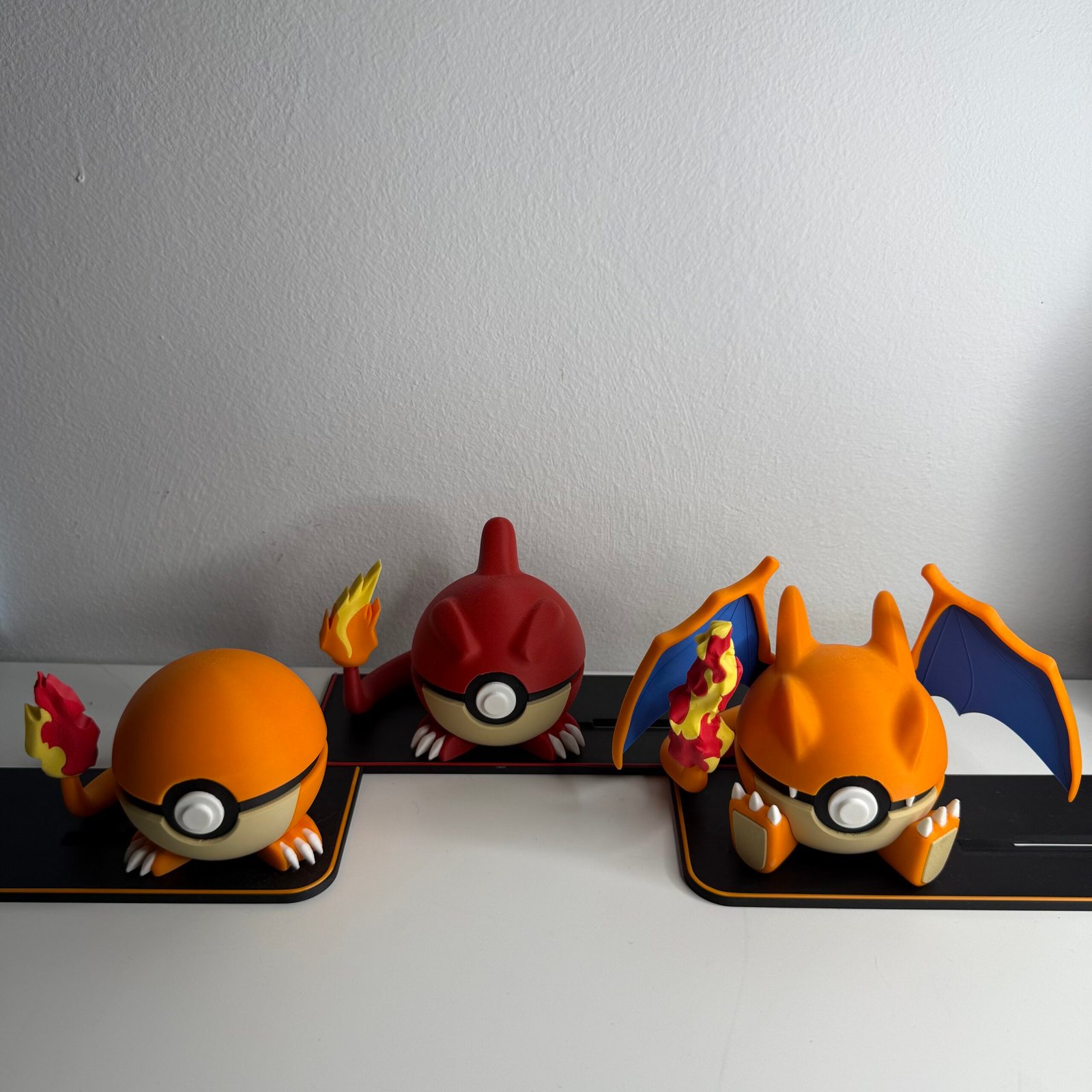 Pokeprints - LineaEvolutivaCharmander
